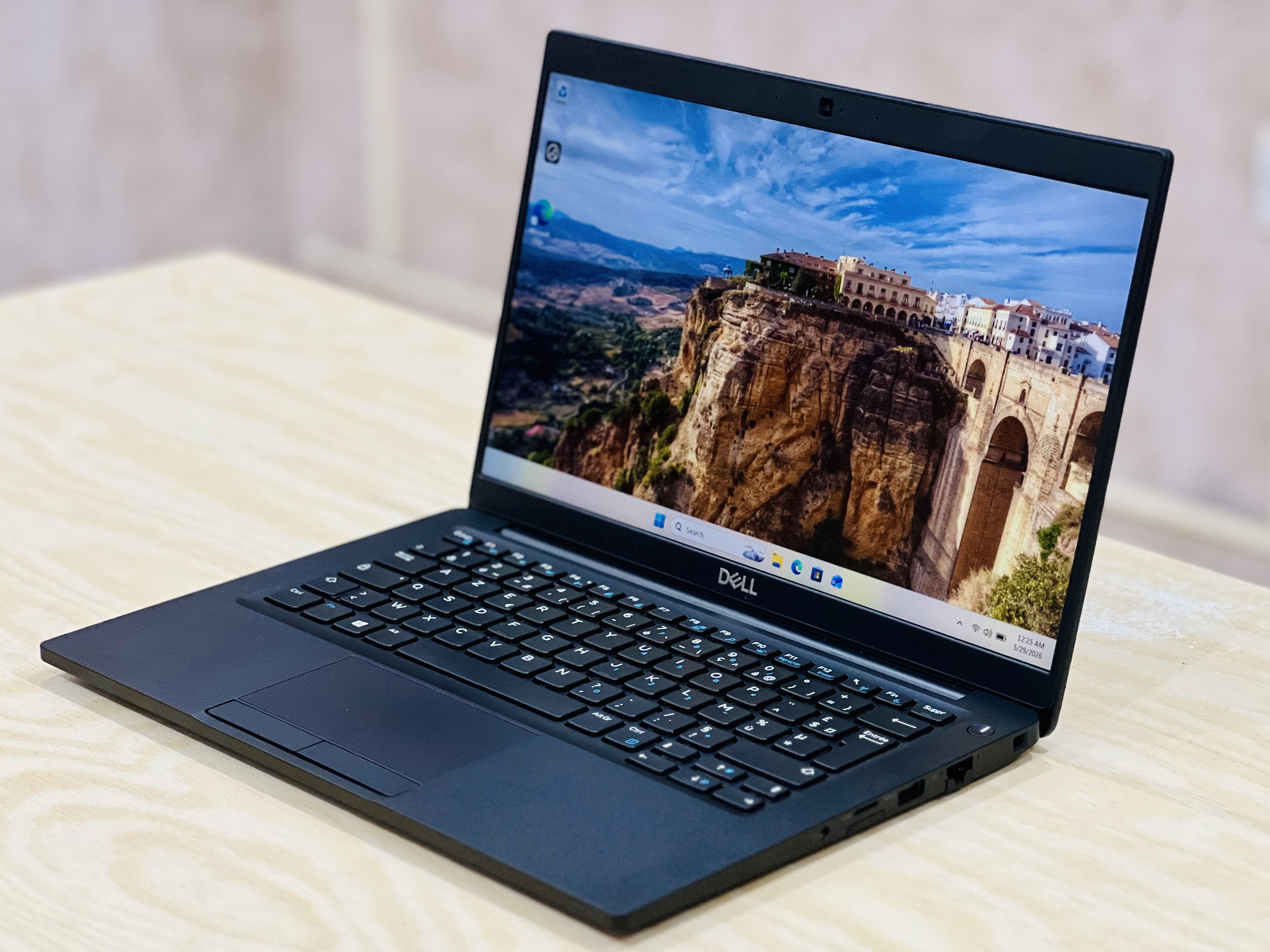 Dell Latitude 7390