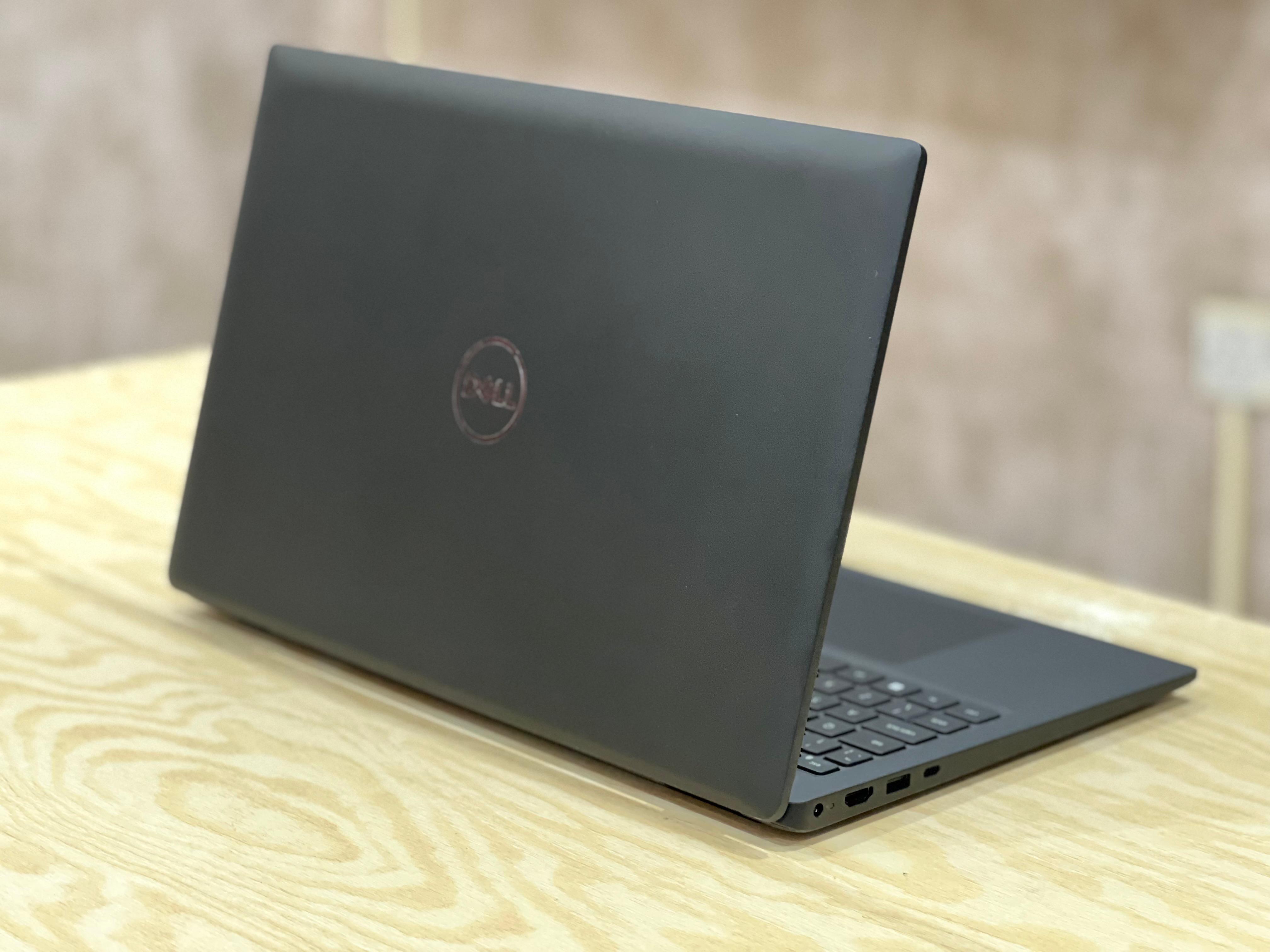 Dell Latitude 3520